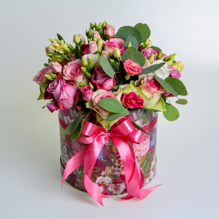 Box Adrika - ruže a lysianthus